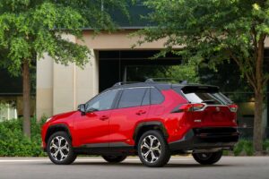 2025-toyota-rav4-phev-xse-supersonicred-4